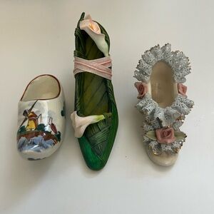 Vintage Green and Pink decorative ceramic Shoe